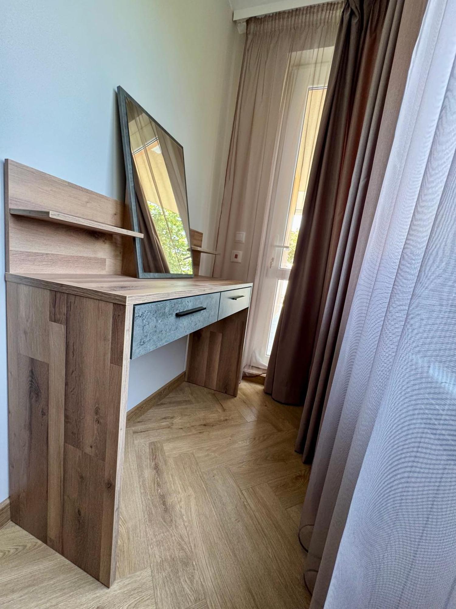 Parkview Luxury In City Center 8 Veliko Tărnovo Exteriör bild
